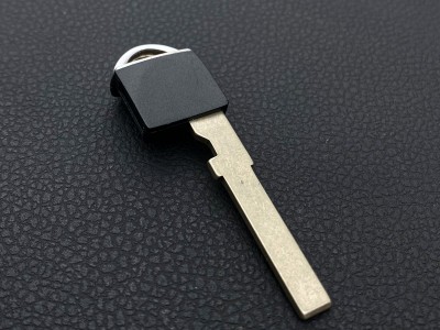 Ексклюзивне лезо автомобільного ключа Nissan GT-R