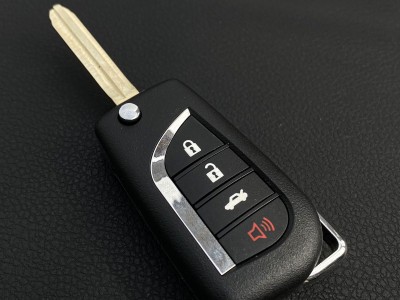 Купити ключі на Toyota Camry XV70 2018 – 2020 Америка
