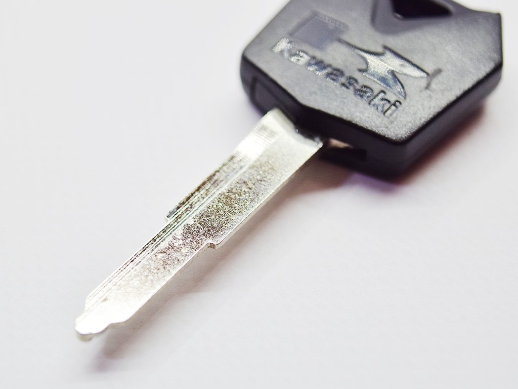 Корпус ключа з місцем під чіп Kawasaki, лезо KW16R — изображение 2
