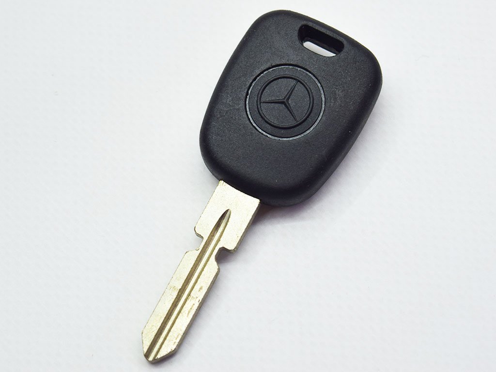 Корпус ключа з місцем під чіп Mercedes, лезо HU39, з лого