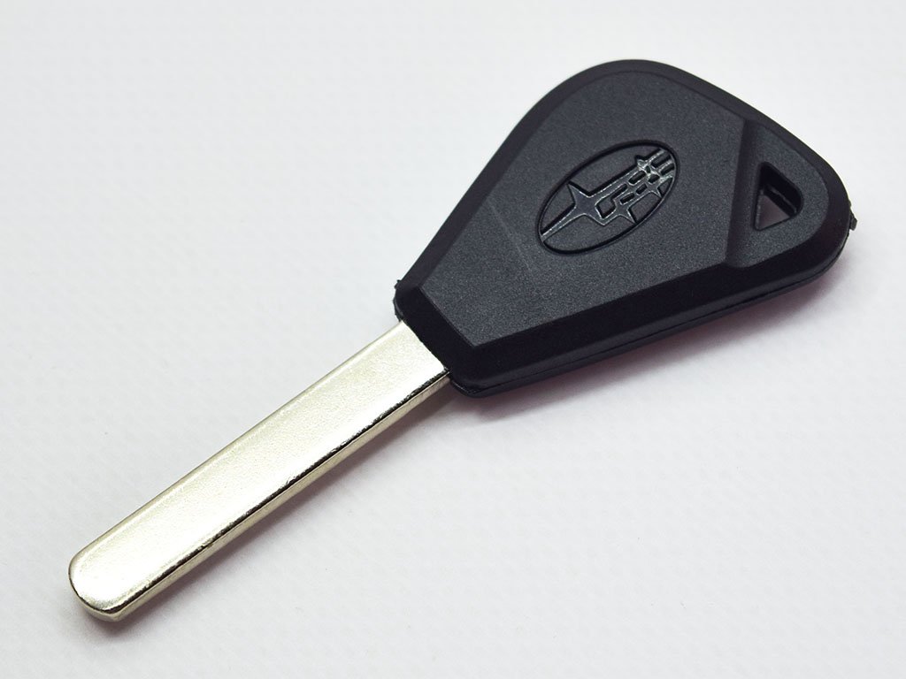 Корпус ключа з місцем під чіп Subaru Forester, Impreza, Legacy та інші, лезо DAT17
