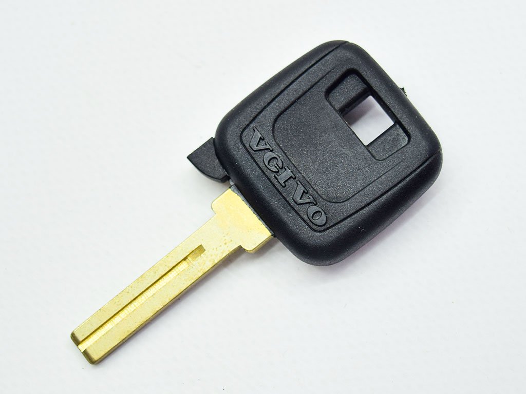 Корпус ключа з місцем під чіп Volvo S60, S80, V70, XC70, XC90, лезо NE66 — изображение 2
