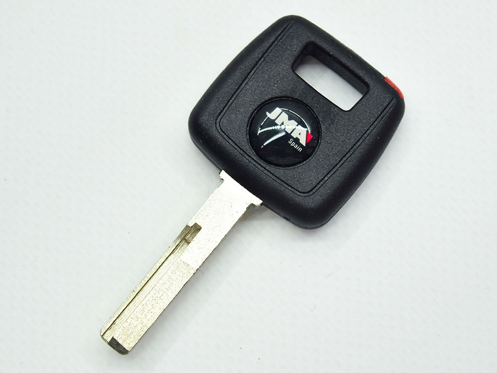 Корпус ключа з місцем під чіп Volvo, лезо TP00HU-DHP2 JMA