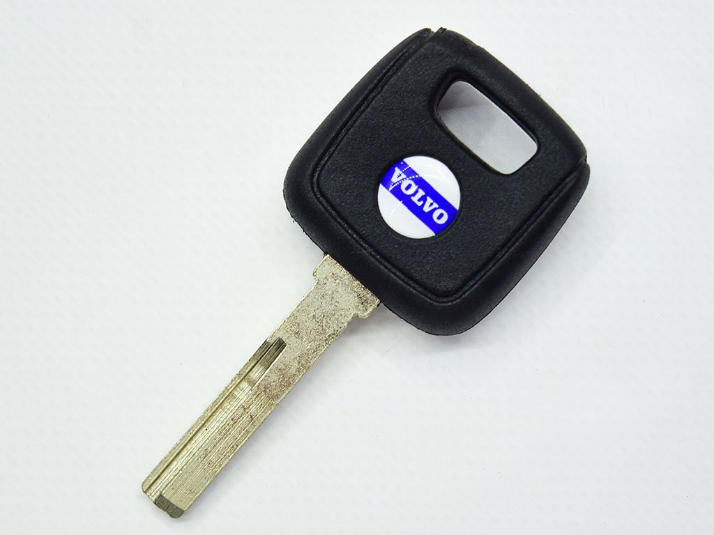 Корпус ключа з місцем під чіп Volvo S40, V40 та інші, лезо HU56