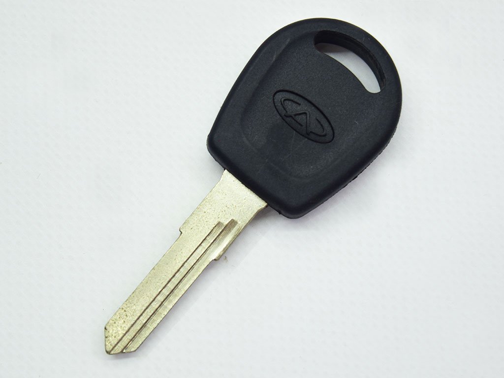 Корпус ключа з місцем під чіп Chery Amulet (A15), лезо HU49
