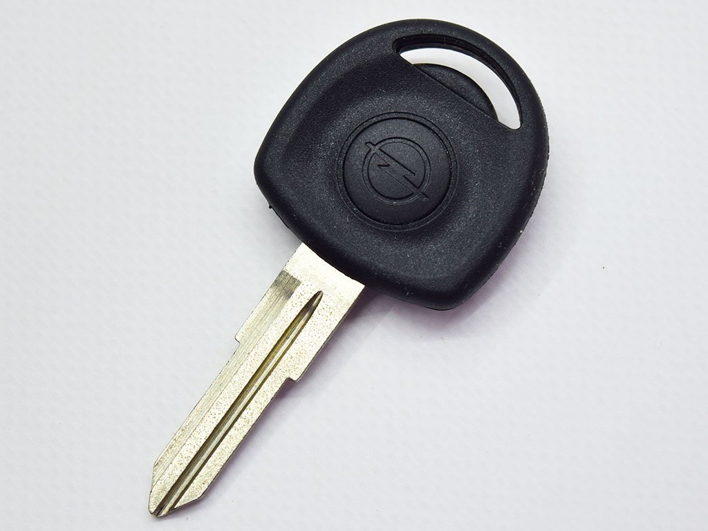 Корпус ключа з місцем під чіп Opel Astra, Tigra, Omega та інші, лезо YM28, лого