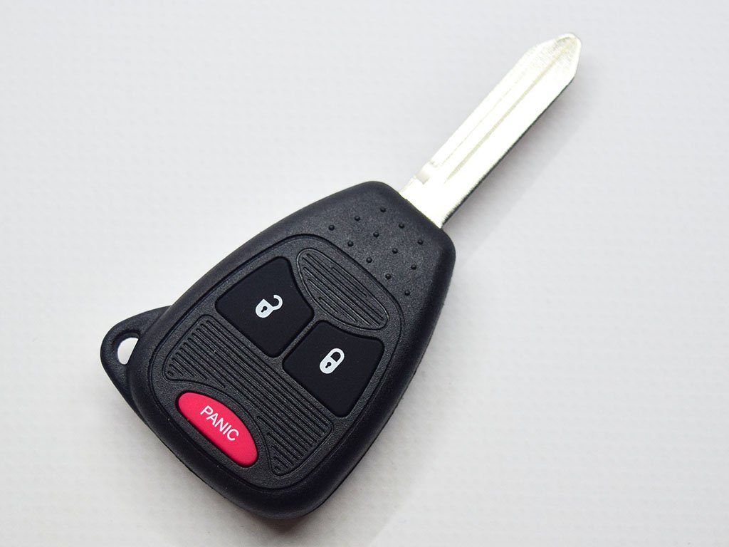 Ключ Chrysler, Dodge, Jeep, Mitsubishi, 315Mhz, OHT692427AA ,PCF7941A/ Hitag 2/ ID46, 2+1 кнопки, лезо CY22