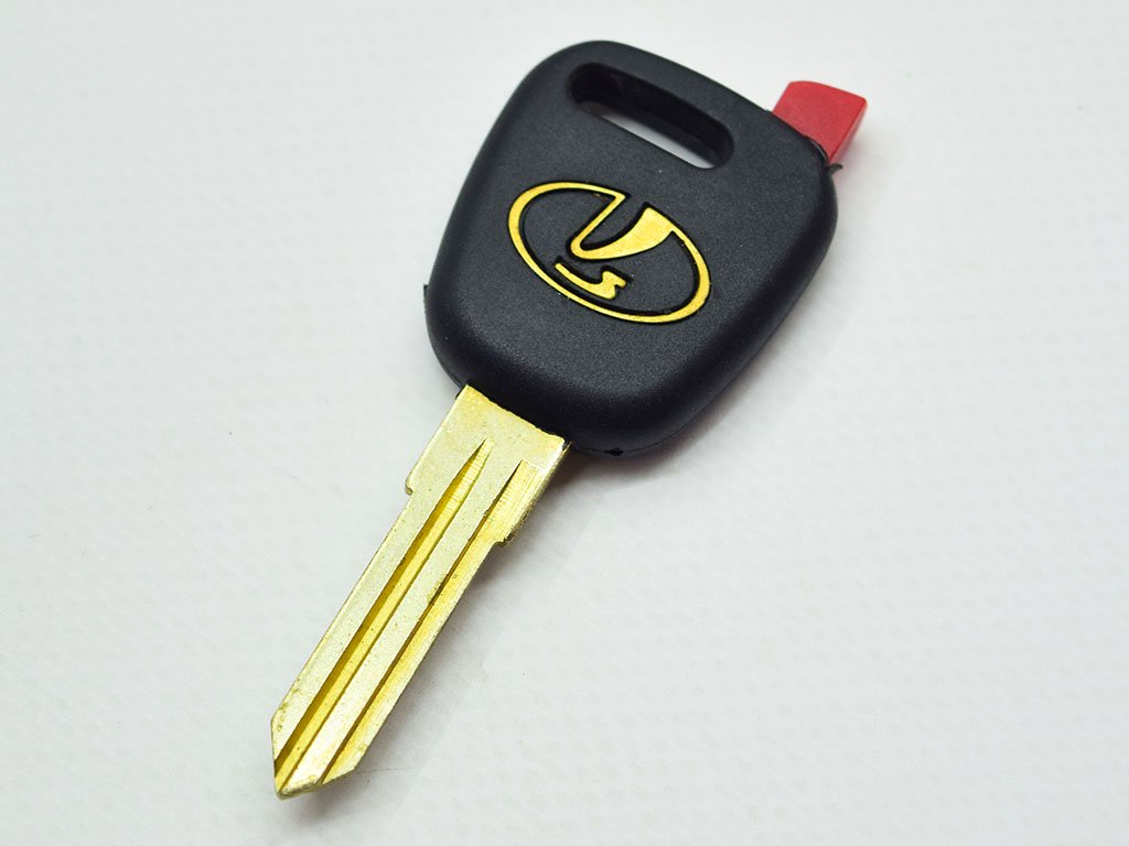 Корпус ключа з місцем під чіп Lada Kalina, Samara, Kama та інші, лезо LD1, тип 2