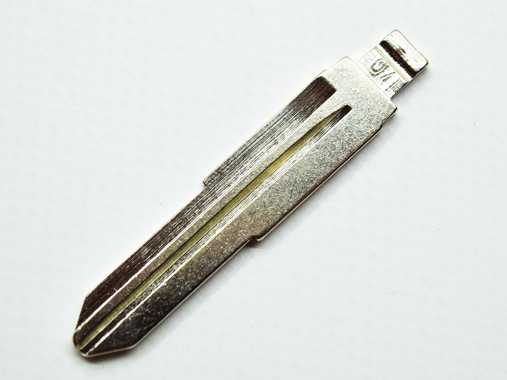 Лезо викидного ключа Mitsubishi, Citroen, Peugeot, MIT11R, Xhorse / KeyDiy